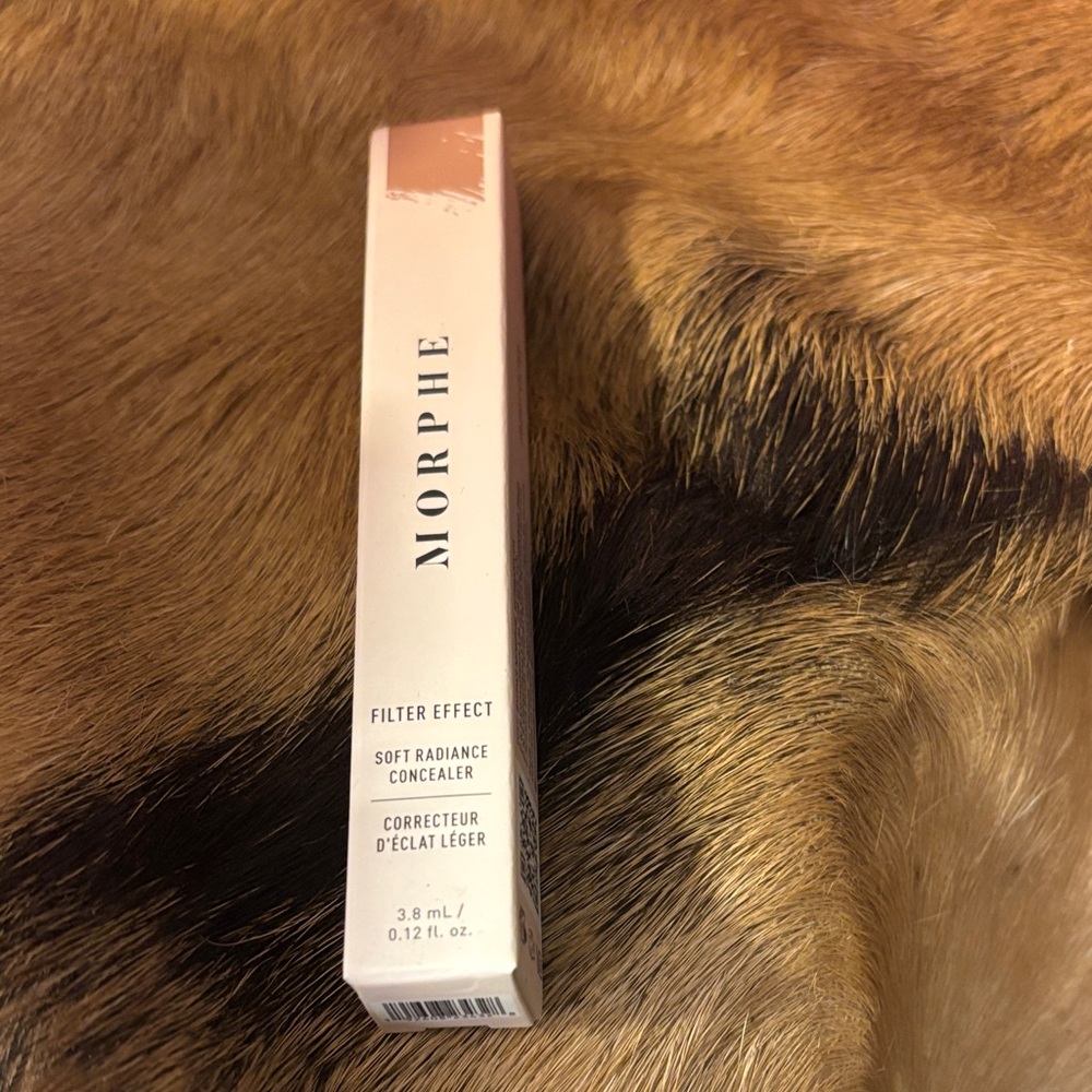 Tan 24 soft radiance concealer - Picture 3 of 6